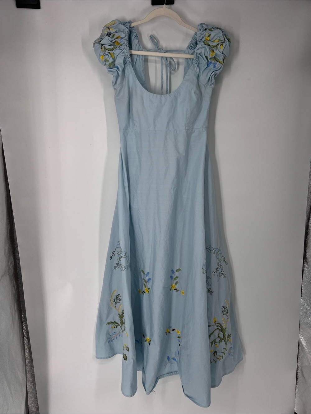 Fanm Mon Light Blue Floral Embroidered Puff-Sleeve Scoop Neck Midi Dress M